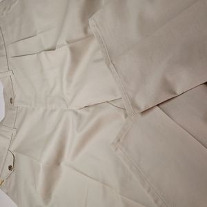 Farah Performance Cottons Khaki men's 40 waist pleated new with tags no wrinkle